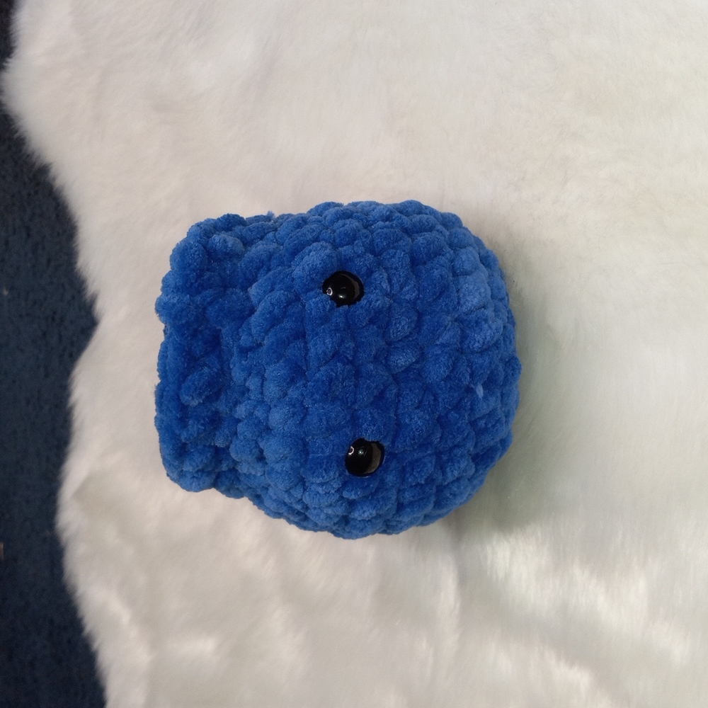 🆕 Handmade Blueberry Crunchy Creations Crochet 🫐